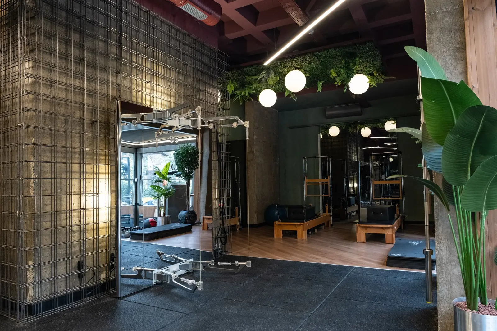 Salon girişi